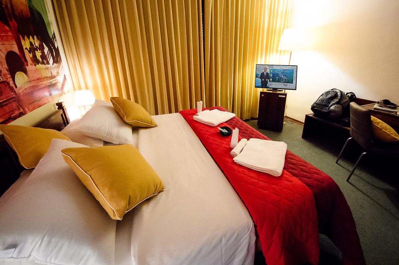 Hotel Palombella Frosinone Bagian luar foto