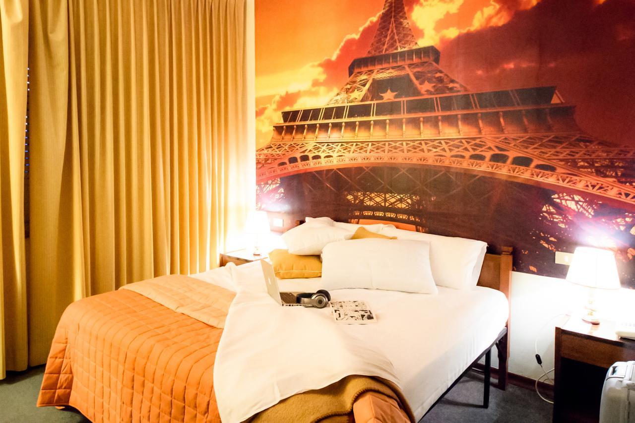 Hotel Palombella Frosinone Bagian luar foto